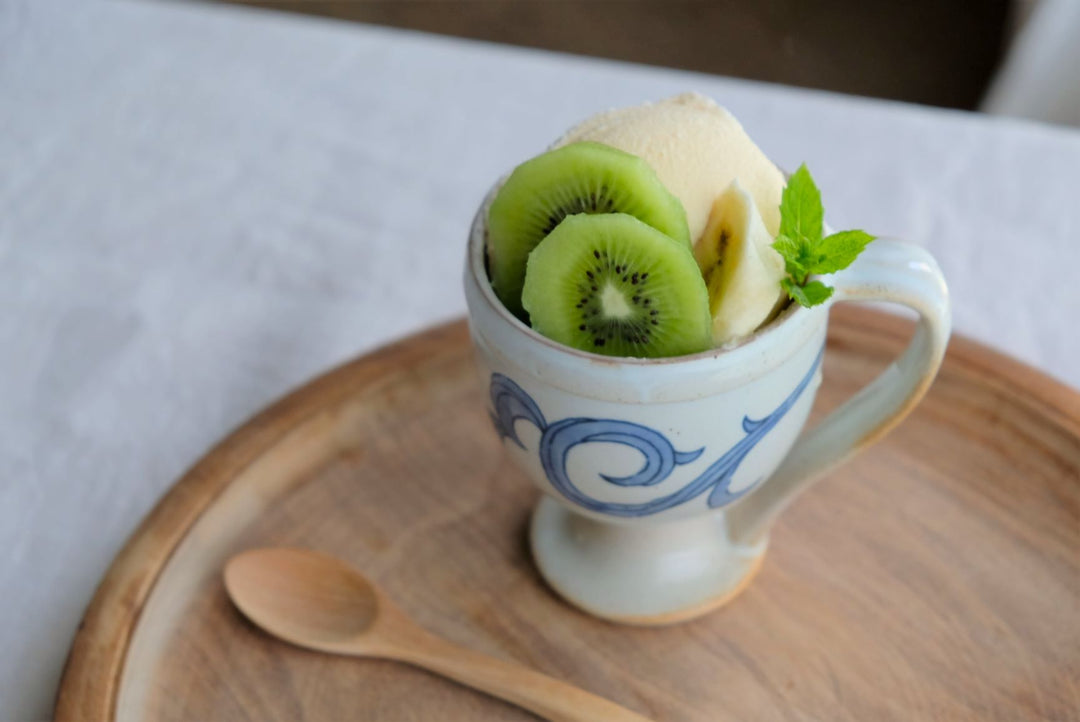 アイス日和には、おうちで器に盛り付けて。