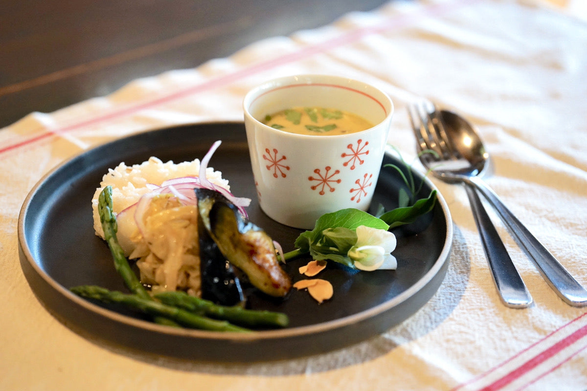 Hasami Life 限定】朱色の判子のカップ登場！- HasamiLife | 波佐見焼