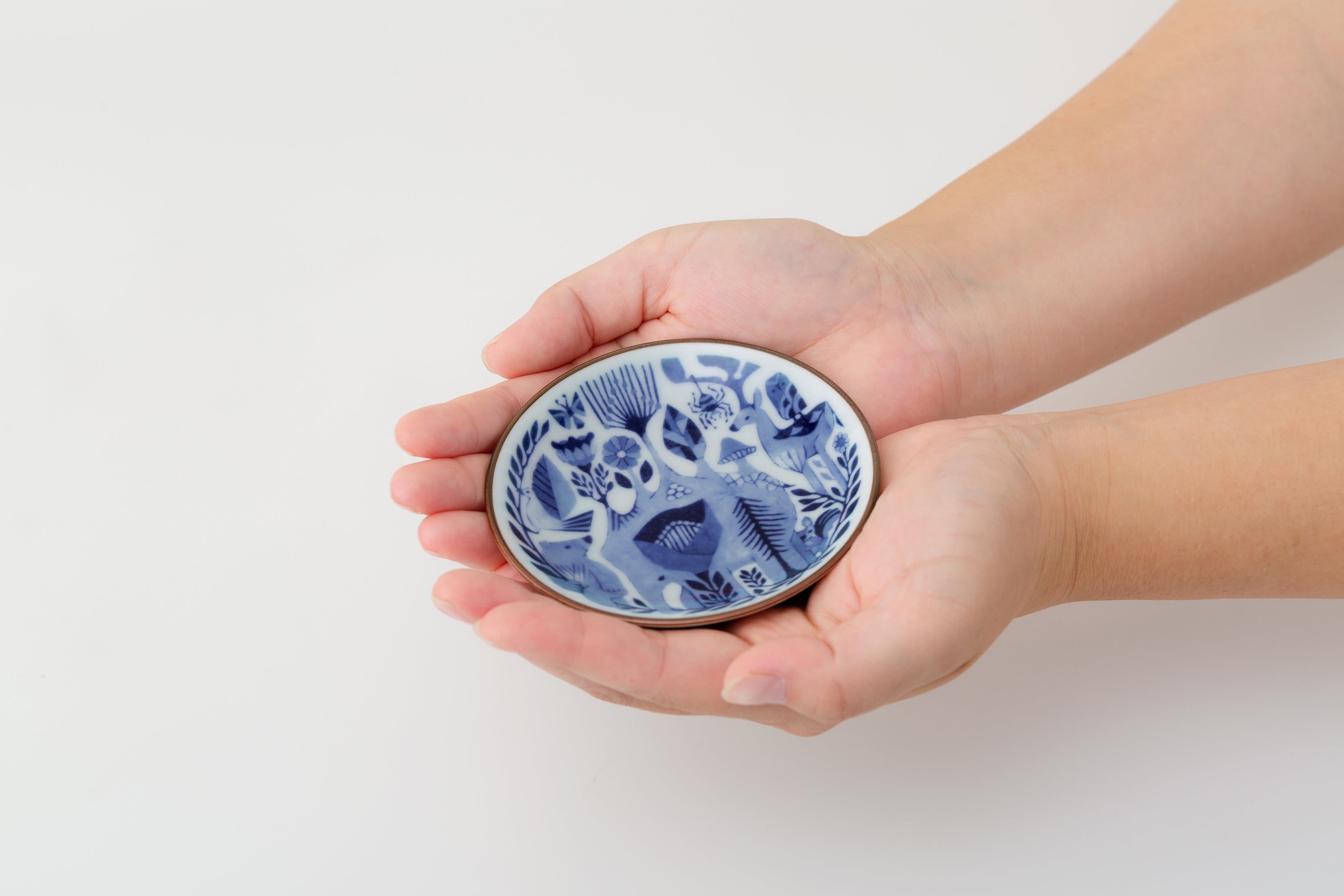 福田利之×波佐見 豆皿 春 80g - Hasami Life | 波佐見焼の通販サイト